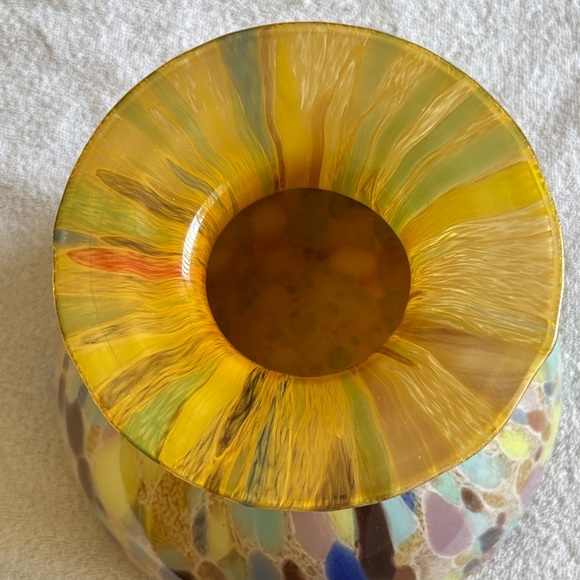 Colorful Glass Vase - Picture 4 of 4